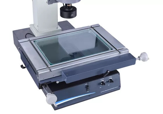 دستگاه اندازه گیری ویدئو آزمایشگاه کنترل کامپیوتر، دستگاه اندازه گیری بینایی CNC نوری